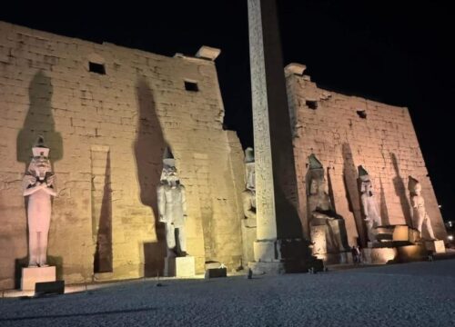 Private Day Trip by Minivan to Luxor
